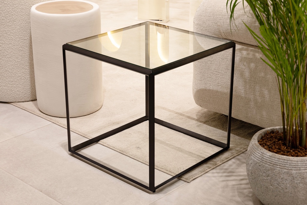 طاوله معدن جانبية لون اسود 